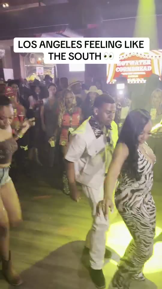 Que Heffe hosting a live event in Los Angeles